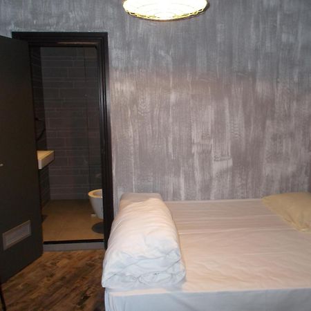 Urban City Centre Hostel Brüksel Dış mekan fotoğraf