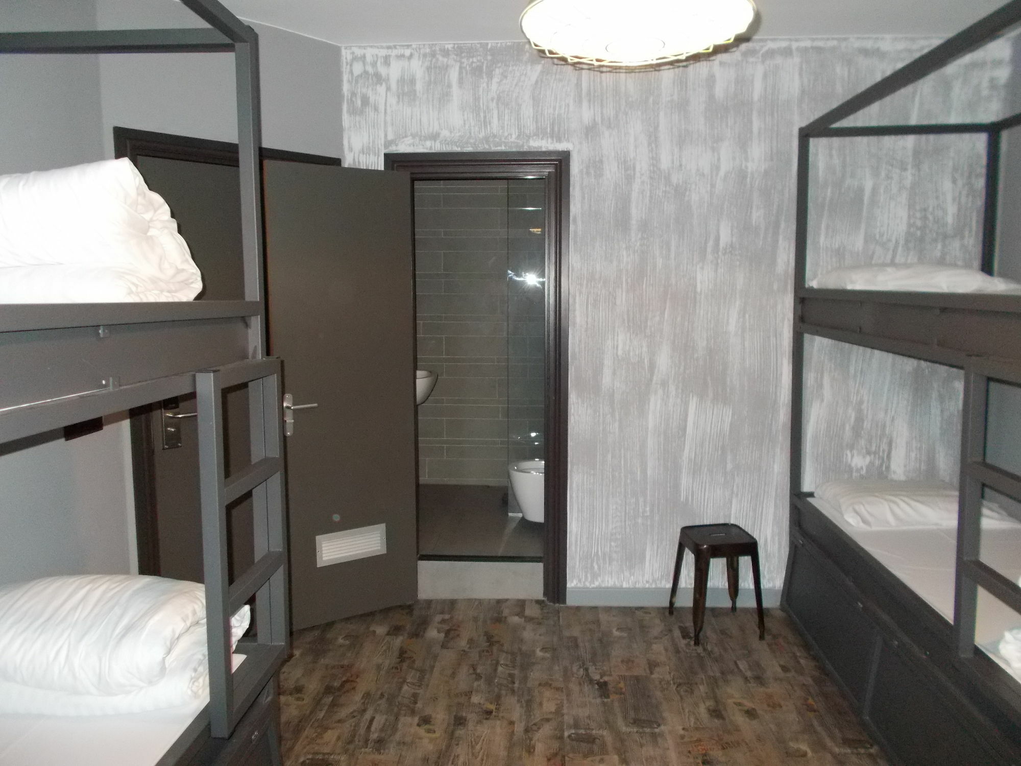 Urban City Centre Hostel Brüksel Dış mekan fotoğraf