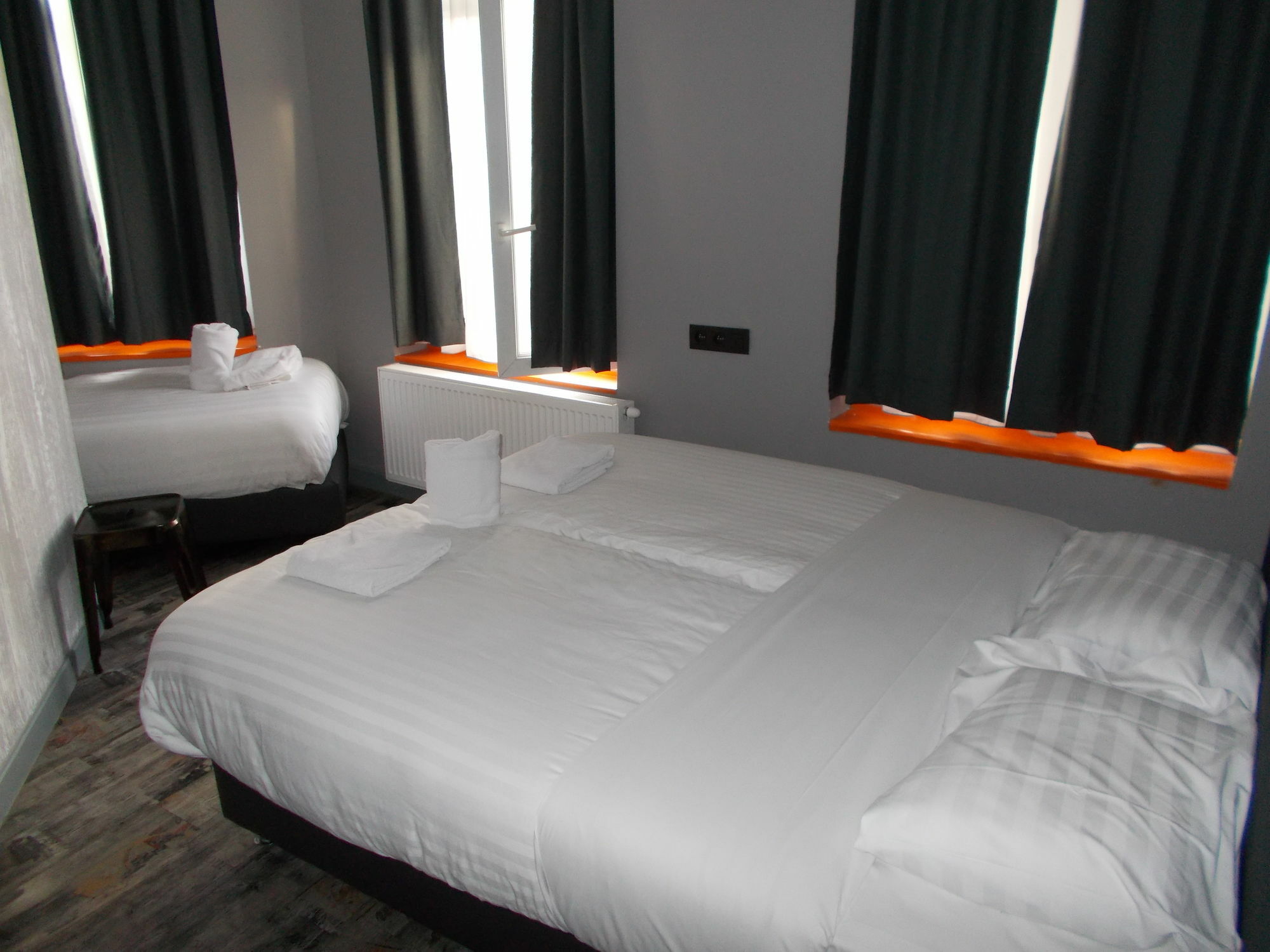 Urban City Centre Hostel Brüksel Dış mekan fotoğraf
