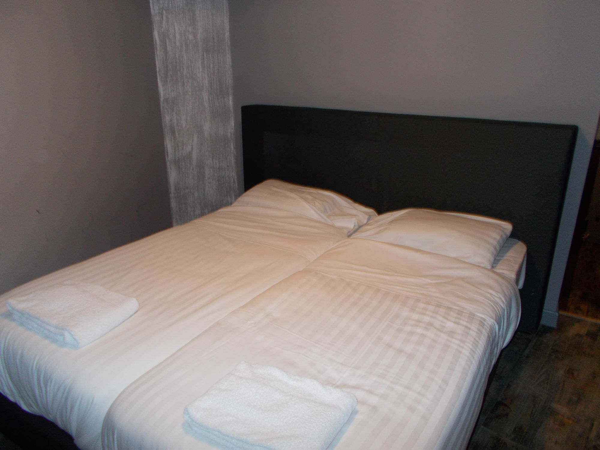 Urban City Centre Hostel Brüksel Dış mekan fotoğraf